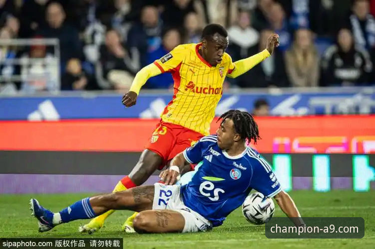 A9体育客户端下载功能详解 阿根廷锋线新星重伤无缘世界杯最新动态,战术短板引专家深度剖析